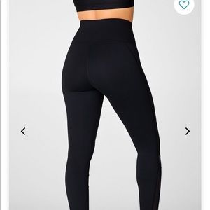Black fabletics leggings